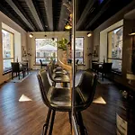 Sobieskiego 9 Hotel