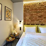 Hotel Sobieskiego 9
