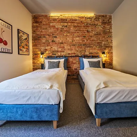 Hotel Sobieskiego 9