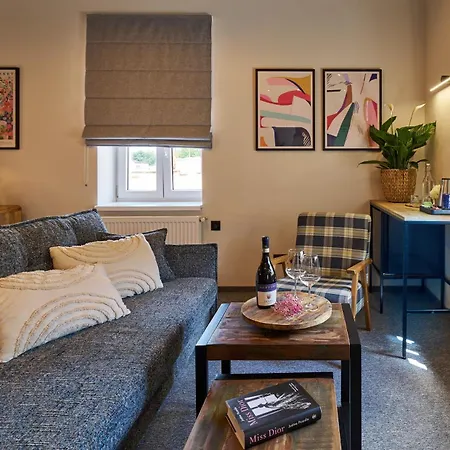 Sobieskiego 9 Bed and breakfast 3*