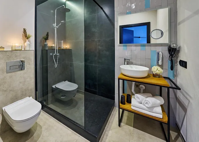 Sobieskiego 9 Hotel 3*