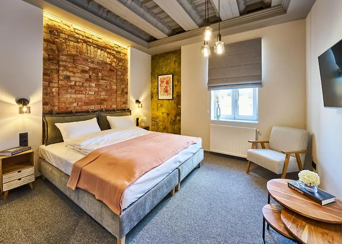 Hotel Sobieskiego 9 3*