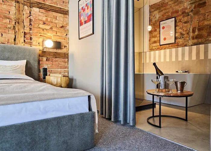 Hotel Sobieskiego 9 3*